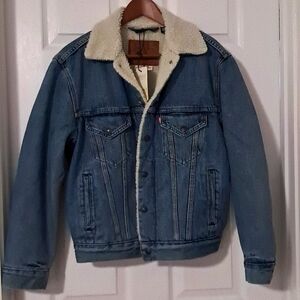 Levi's shepra lined jacket xs